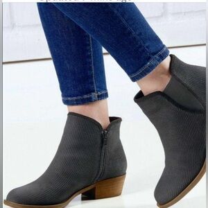 Kensie Gerona Gray Perforated Suede Ankle Boots